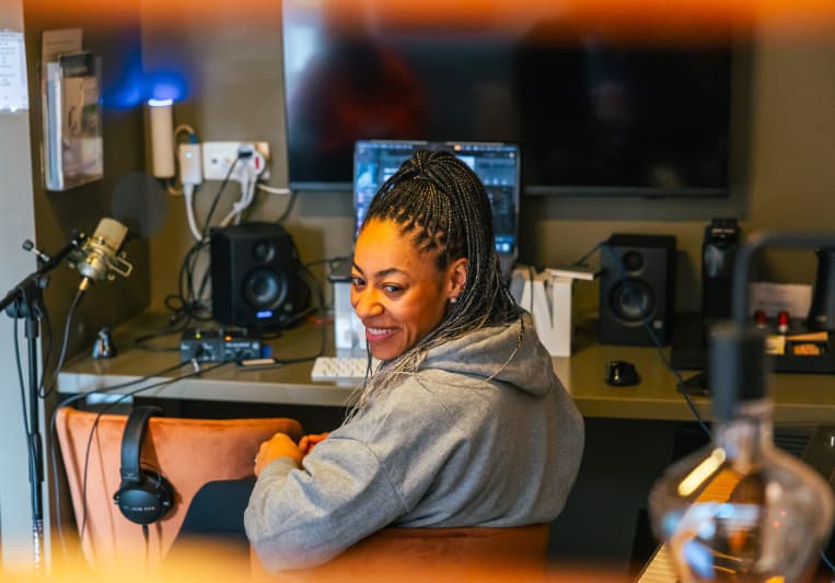 Diana Ezerex on SoundBetter