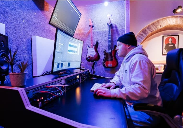 Selah prod on SoundBetter