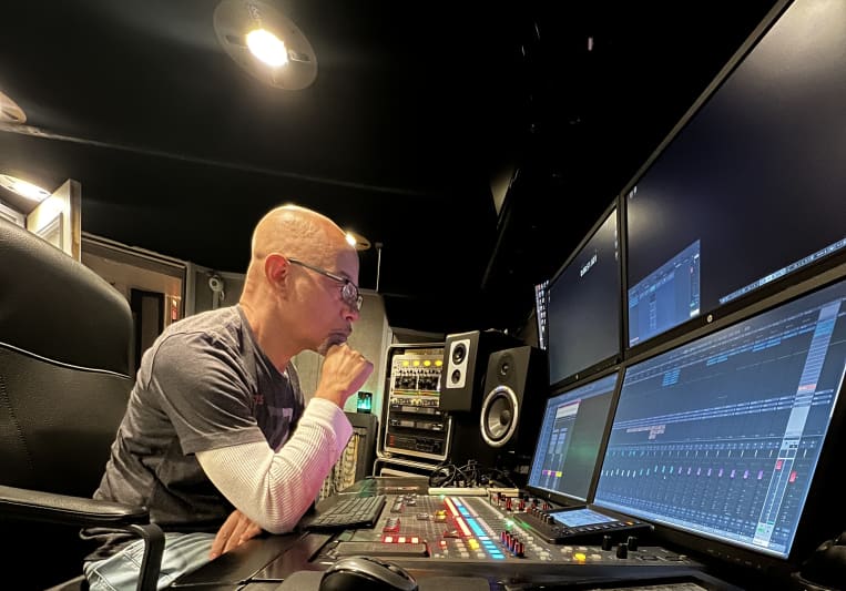 Dennis Mitchell on SoundBetter