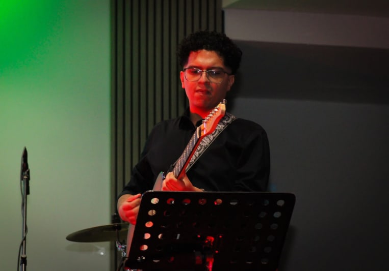 Alfredo Rivera on SoundBetter