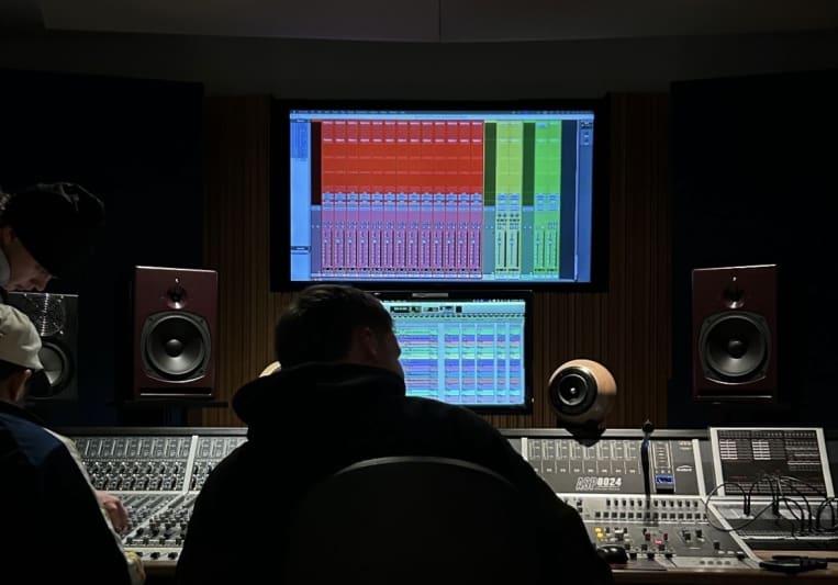 Manuel Schmutz on SoundBetter