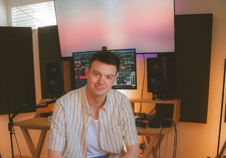 John makes songs. on SoundBetter
