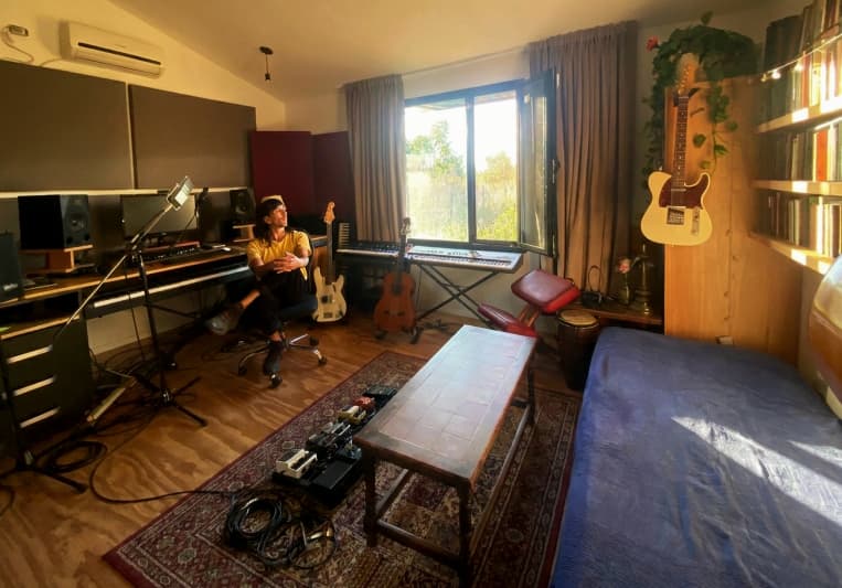 Tomás Justo on SoundBetter
