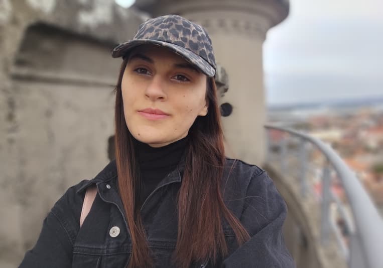 Ester Girlea on SoundBetter