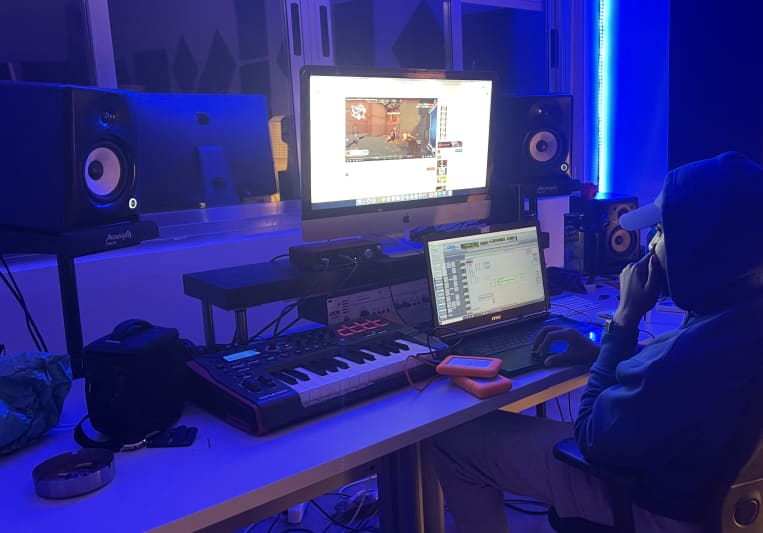 Johnny YOUNG PRO on SoundBetter
