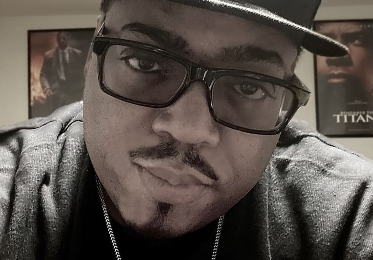 Giz Crazy100 on SoundBetter