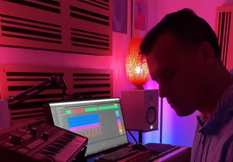 TooeyXO on SoundBetter