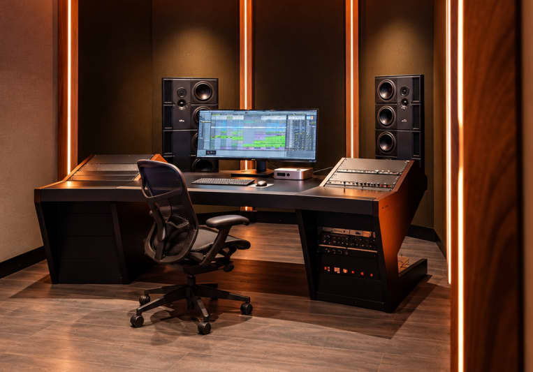M Studios on SoundBetter