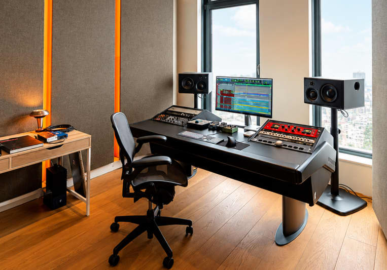 Apollo Studios on SoundBetter