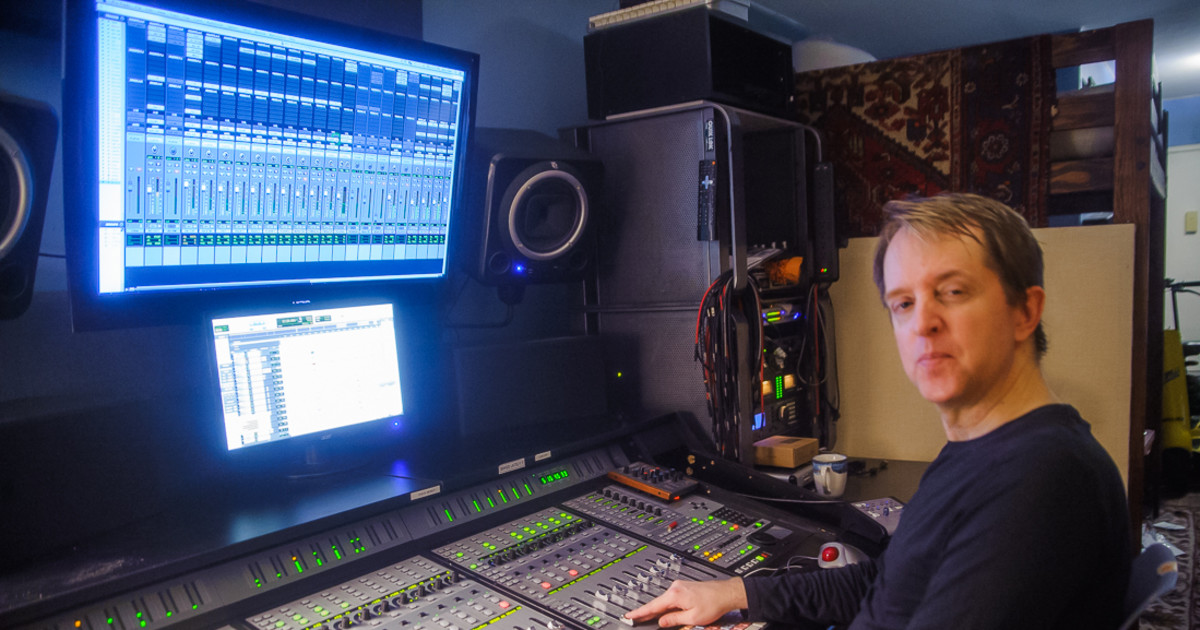 Midas xl8. Место звукооператора. Место звукорежиссера. Грегори скотт звукорежиссер. Звукарь.