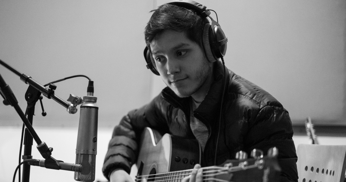 José León Pop Session Guitarist Monterrey SoundBetter