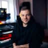 Review by Daniel Aubeck SIXENSTUDIOS