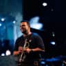 Review by Luiz Alves.