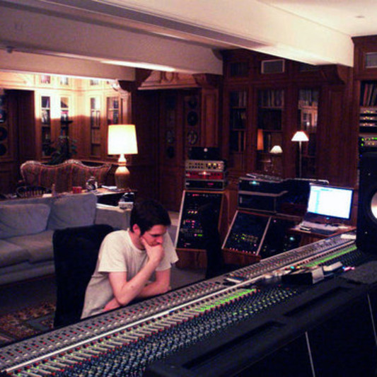 PHM Electronic on SoundBetter