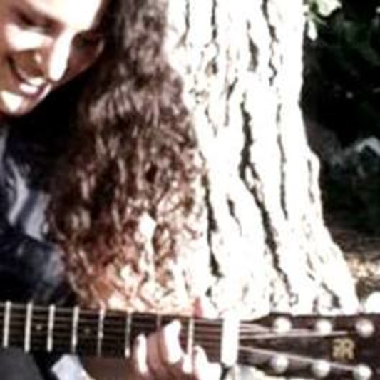 Esther R. on SoundBetter