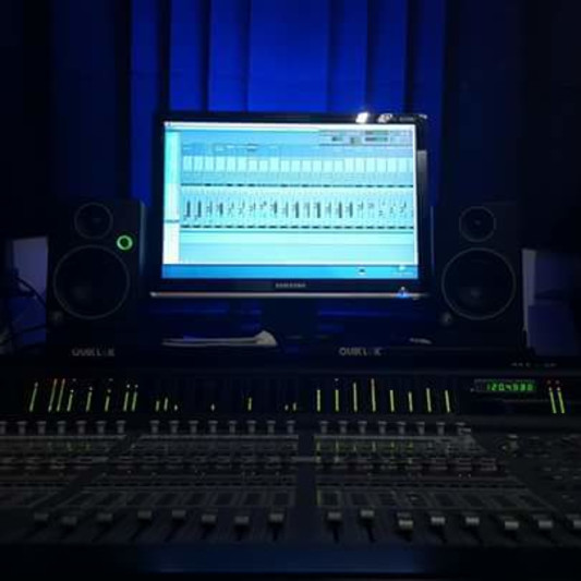 Aku studios on SoundBetter