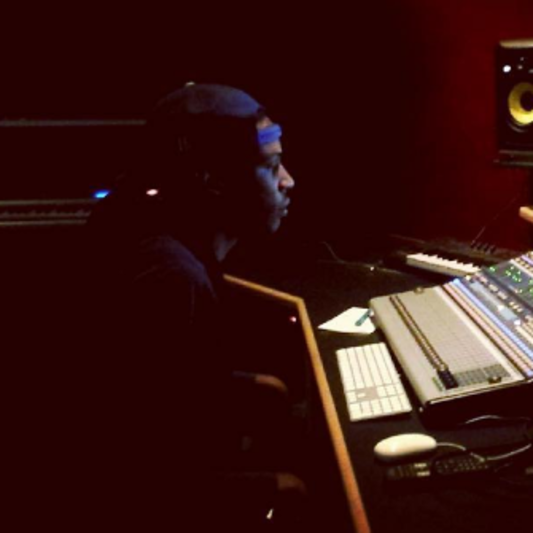 Lavelle on SoundBetter