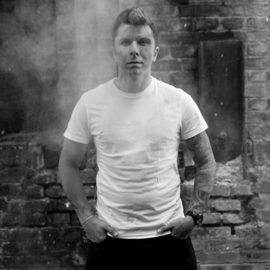 Pavel Neumann (8-bit studio) on SoundBetter
