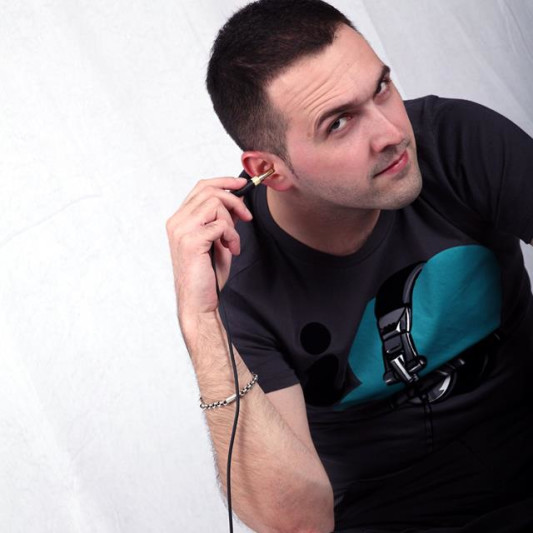 Vasil Mihov /Toppy/ on SoundBetter
