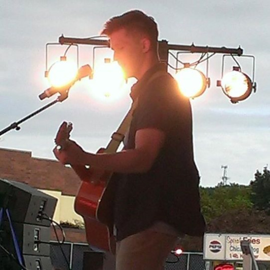 Dylan Holmes on SoundBetter