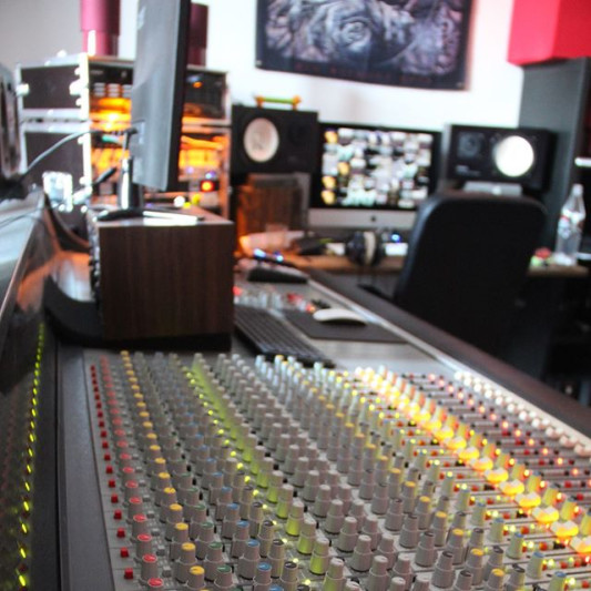 Kevin Paris on SoundBetter