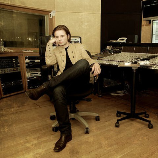 Maciej Bąk / RetroVibe Studio on SoundBetter