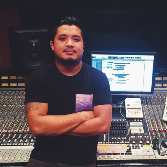 Jezreel Santos on SoundBetter