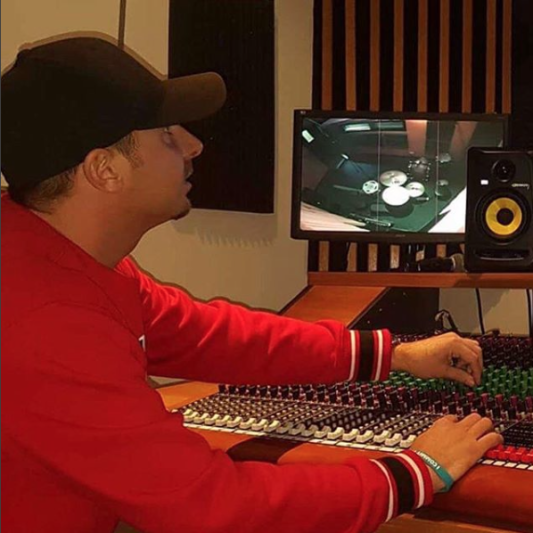 Gwiz8 on SoundBetter