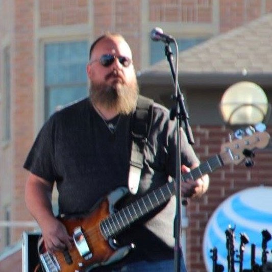 Ronald J. Mominee on SoundBetter