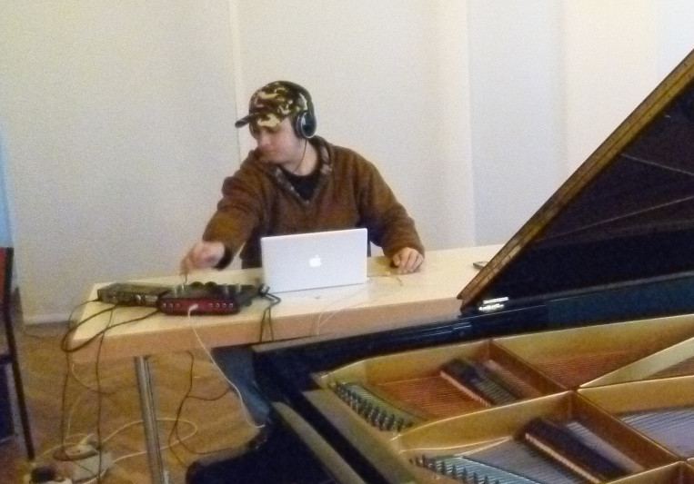 Stefan Häcker on SoundBetter