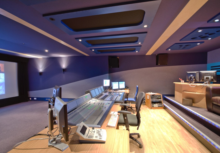 De Lane Lea on SoundBetter