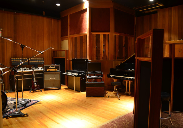 CHUNG KING STUDIOS on SoundBetter