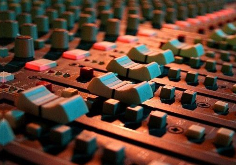 Paramika Mixing on SoundBetter