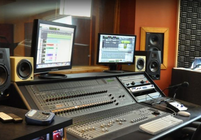 Studio Echo on SoundBetter