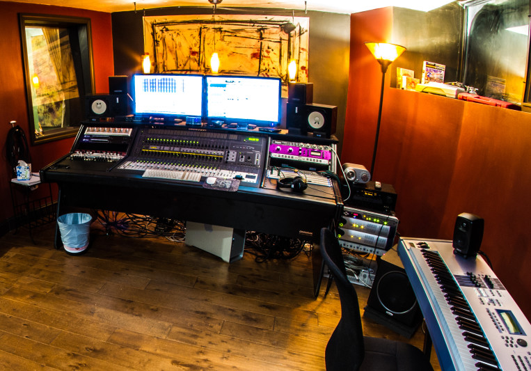 Keep The Edge Studios on SoundBetter