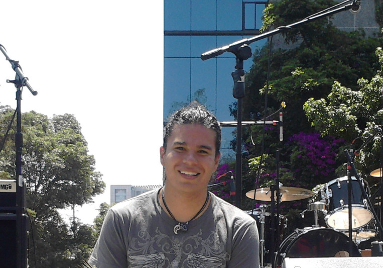 Carlos Martinez on SoundBetter