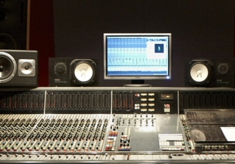 Maxime Breton on SoundBetter