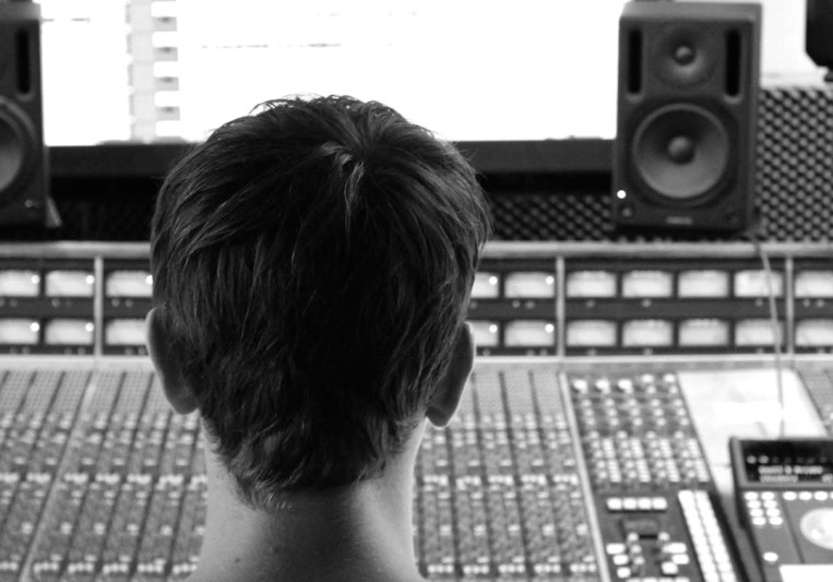 Mathieu Savenay on SoundBetter