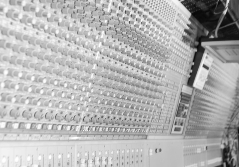 ejective music on SoundBetter