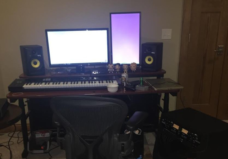 Harsh Noise Recording on SoundBetter
