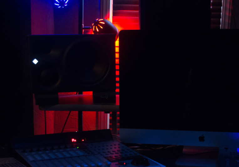 Studio Laminar on SoundBetter