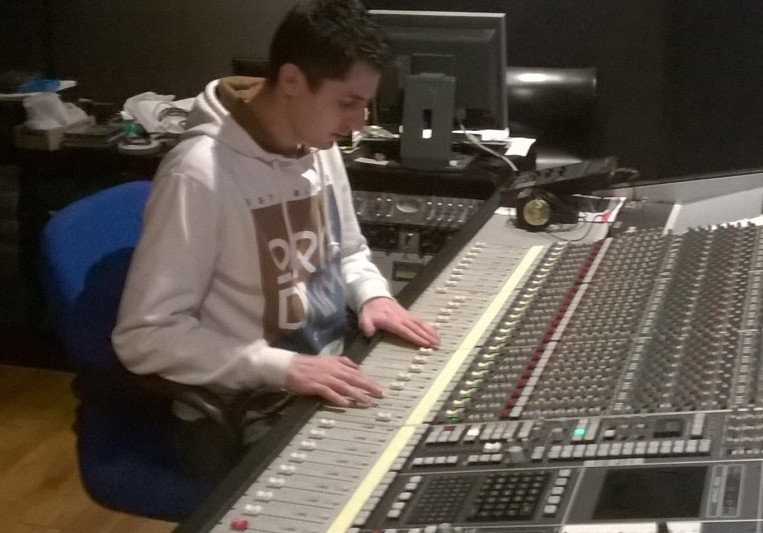 Mikac on SoundBetter