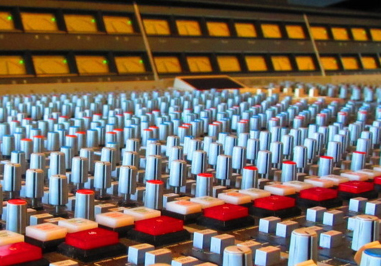 Wayne Simpson on SoundBetter