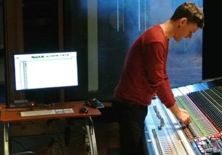Tony Divine on SoundBetter