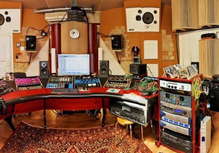 Wolk Recording Studios on SoundBetter