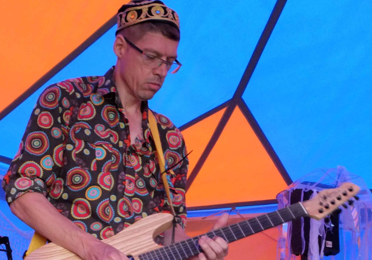 Burnt Wurlitzer on SoundBetter