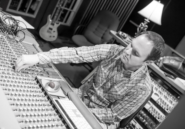 Ryan Burton on SoundBetter