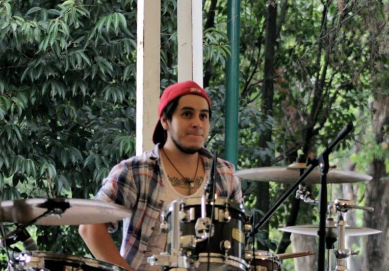 Gus Navarro on SoundBetter