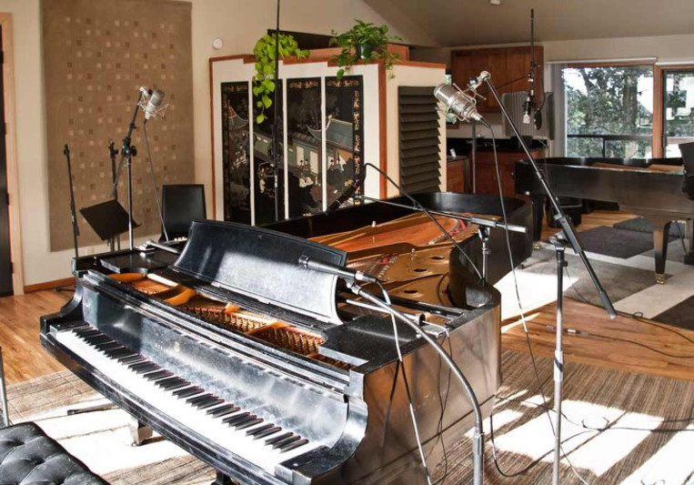 The Piano Studio on SoundBetter
