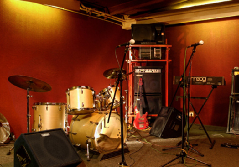 STUDIO HBS on SoundBetter